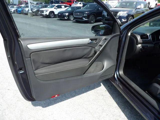 2013 Volkswagen Golf 2.5L 2-Door