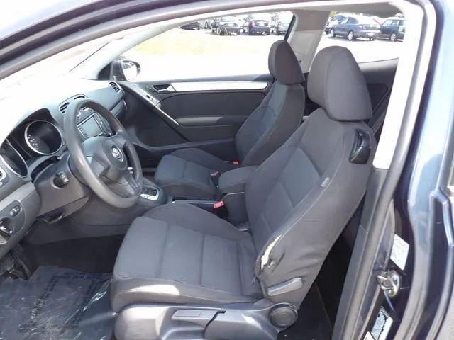 2013 Volkswagen Golf 2.5L 2-Door