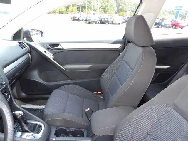 2013 Volkswagen Golf 2.5L 2-Door