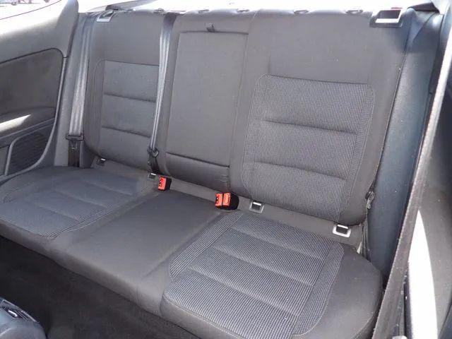 2013 Volkswagen Golf 2.5L 2-Door