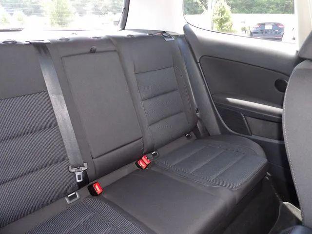 2013 Volkswagen Golf 2.5L 2-Door