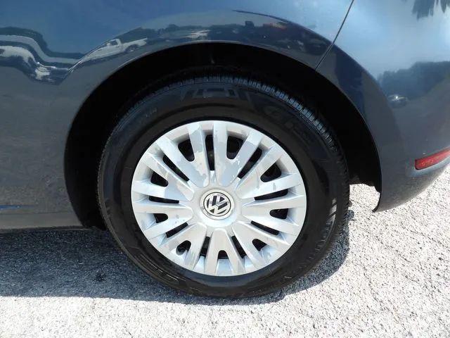2013 Volkswagen Golf 2.5L 2-Door