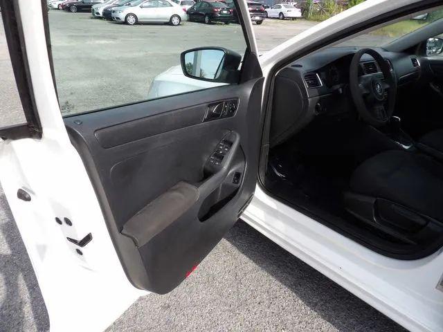 2011 Volkswagen Jetta 2.0L S
