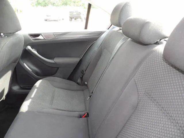 2011 Volkswagen Jetta 2.0L S