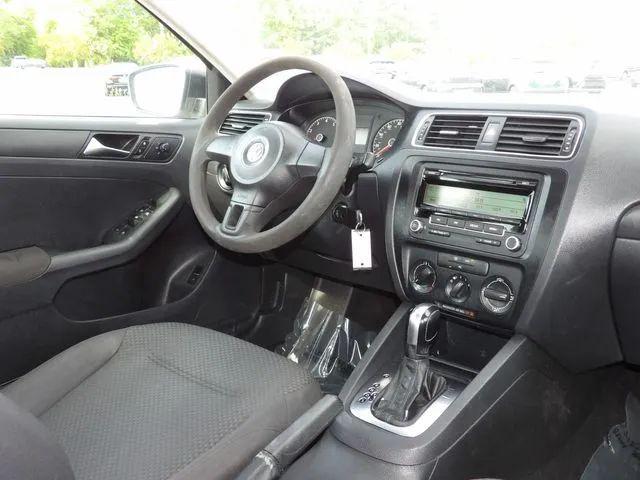 2011 Volkswagen Jetta 2.0L S