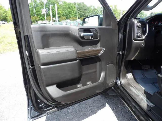 2021 Chevrolet Silverado 1500 2WD Crew Cab Short Bed LT