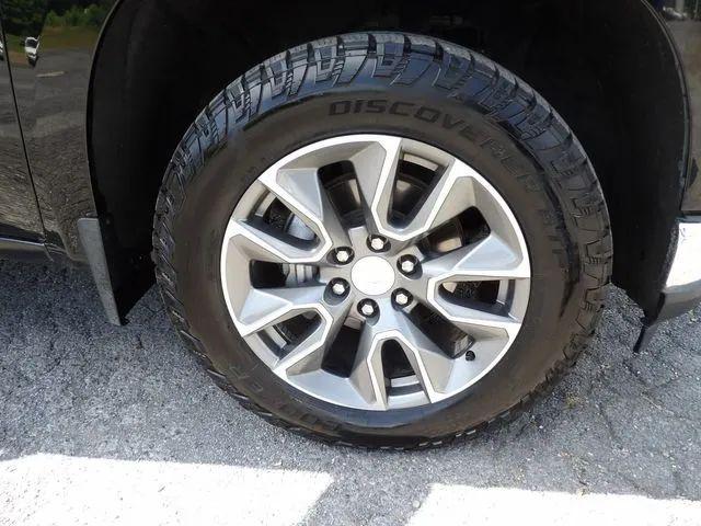 2021 Chevrolet Silverado 1500 2WD Crew Cab Short Bed LT