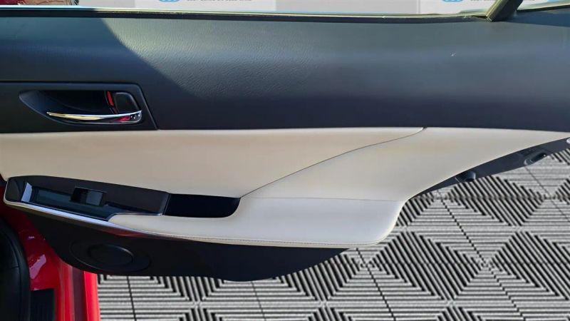 2016 Lexus IS 300 300