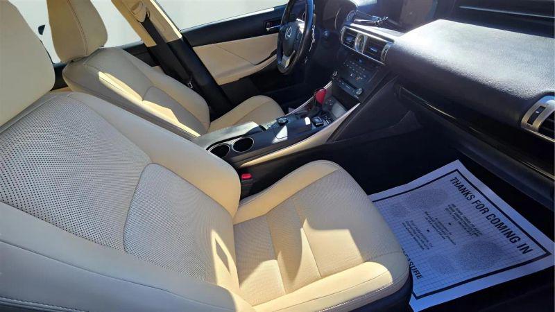 2016 Lexus IS 300 300