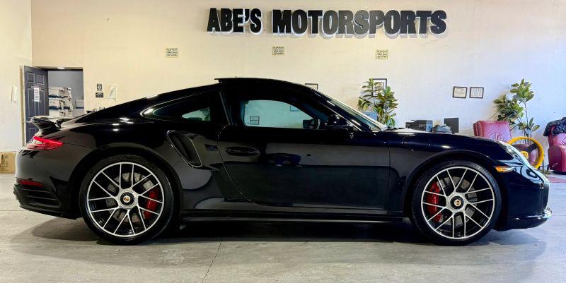 2019 Porsche 911 Turbo