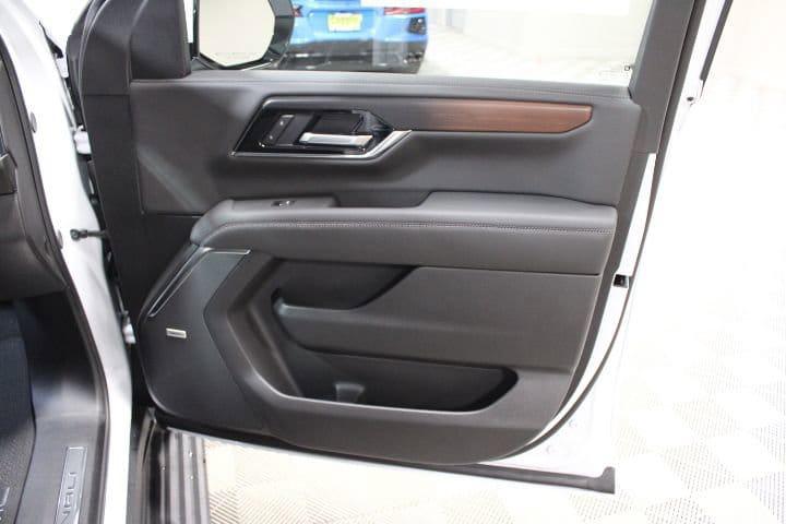 2026 GMC Yukon XL 4WD Denali