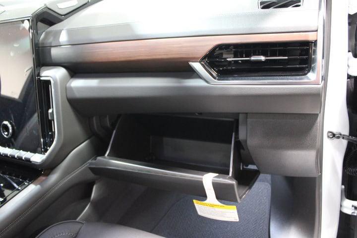 2026 GMC Yukon XL 4WD Denali