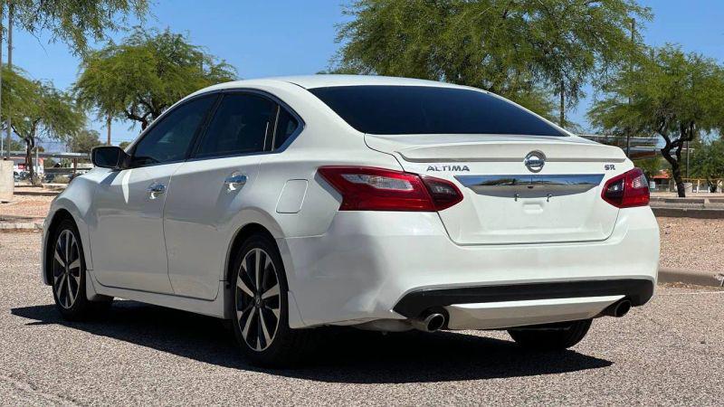 2017 Nissan Altima 2.5 SR