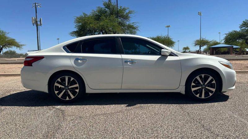 2017 Nissan Altima 2.5 SR