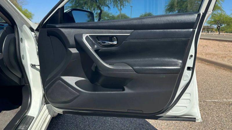 2017 Nissan Altima 2.5 SR