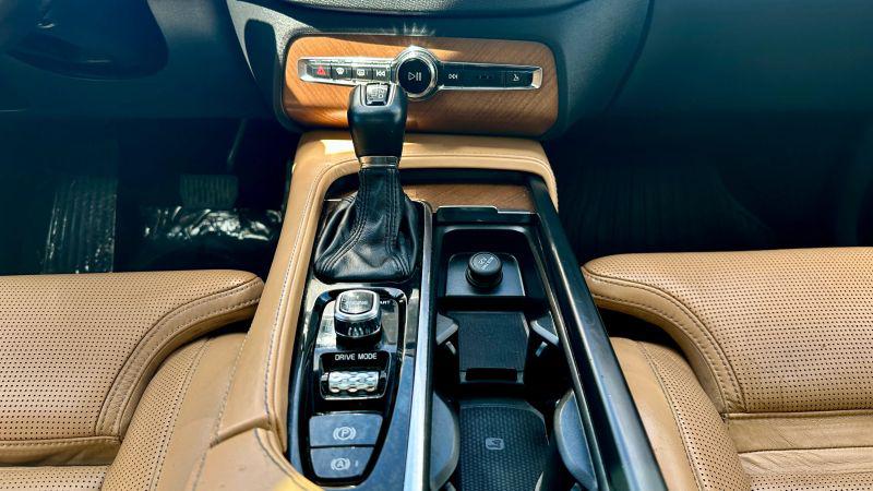 2017 Volvo XC90 T6 Inscription