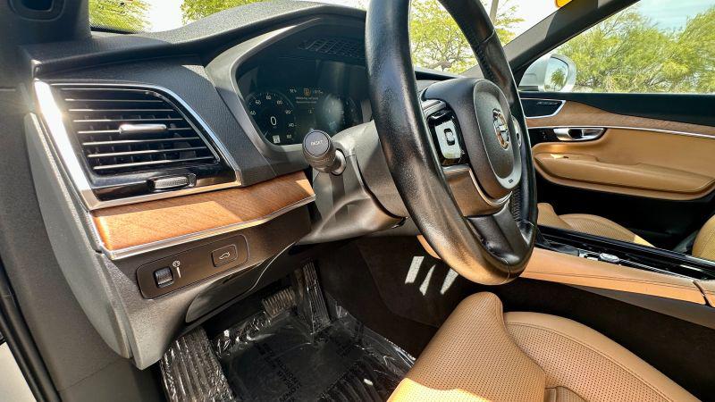 2017 Volvo XC90 T6 Inscription