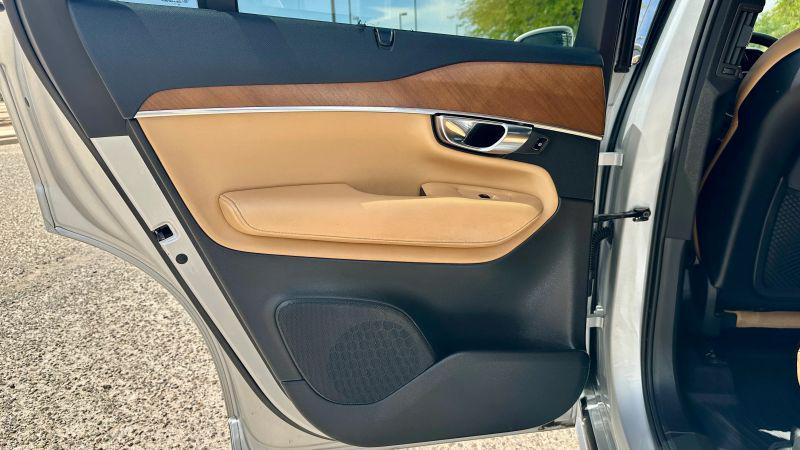 2017 Volvo XC90 T6 Inscription