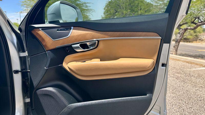 2017 Volvo XC90 T6 Inscription