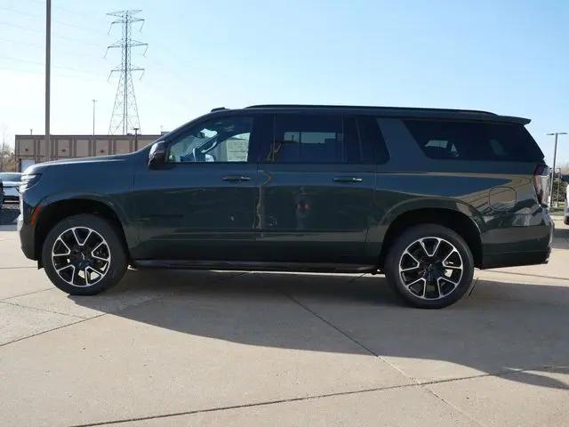 2026 Chevrolet Suburban RST, 4WD
