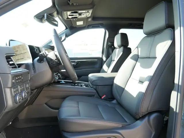 2026 Chevrolet Suburban RST, 4WD