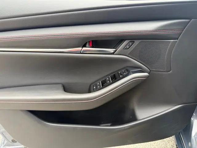 2024 Mazda Mazda3 2.5 S Carbon Edition