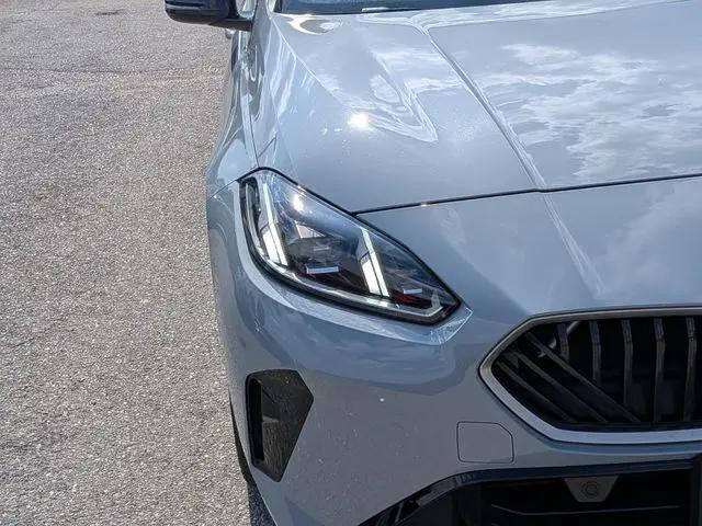 2026 BMW Coupe 228i