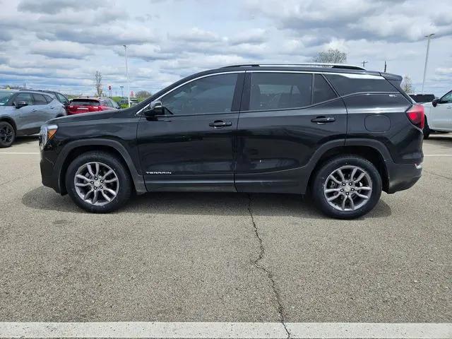 2022 GMC Terrain SLT