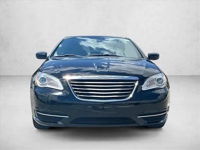2011 Chrysler 200 Touring