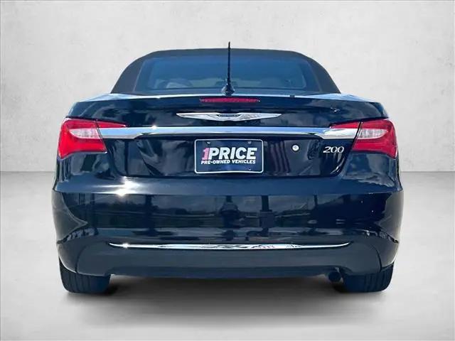 2011 Chrysler 200 Touring