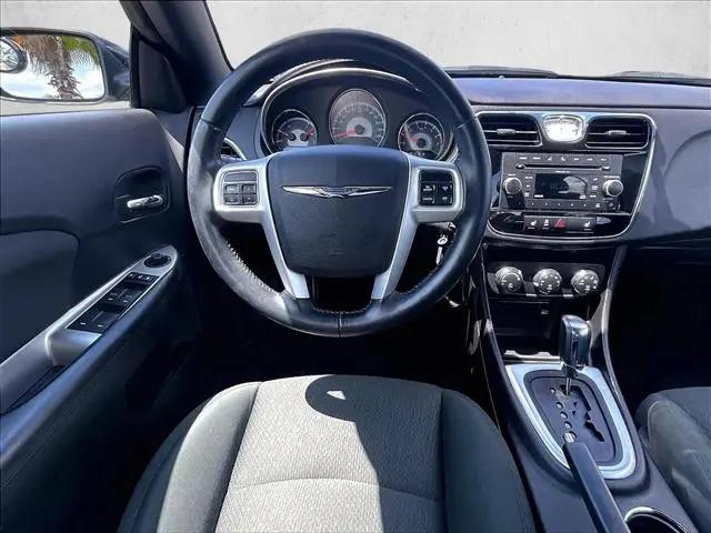 2011 Chrysler 200 Touring