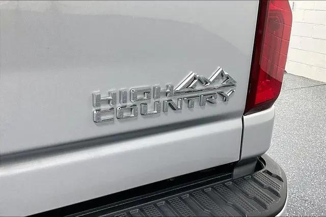 2021 Chevrolet Silverado 2500HD 4WD Crew Cab Standard Bed High Country