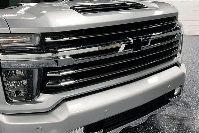 2021 Chevrolet Silverado 2500HD 4WD Crew Cab Standard Bed High Country