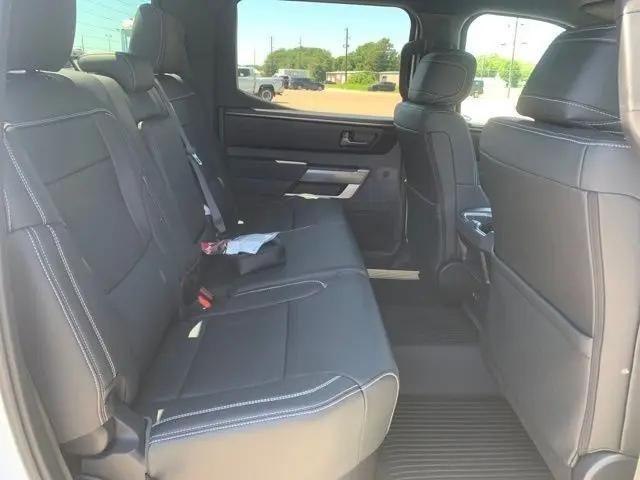 2026 Toyota Tundra SR5 CrewMax 5.5' Bed