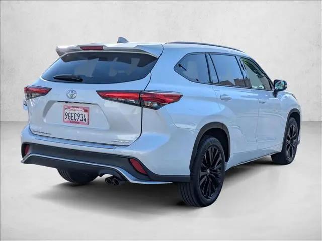 2023 Toyota Highlander XSE