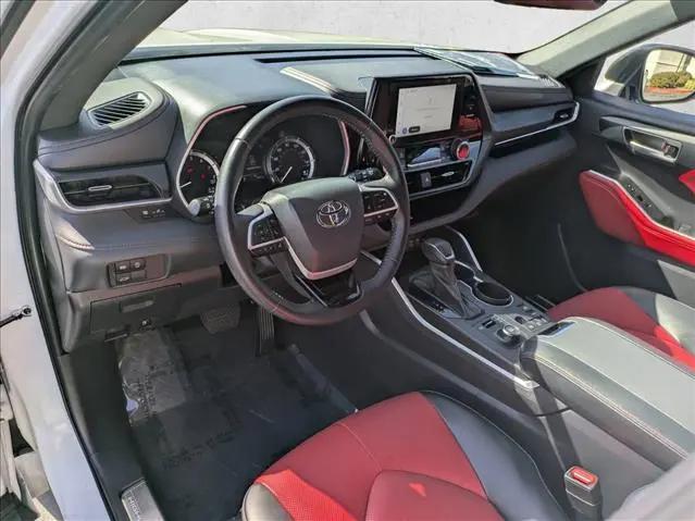 2023 Toyota Highlander XSE