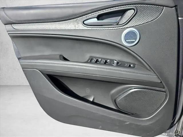 2024 Alfa Romeo Stelvio Quadrifoglio Carbon AWD