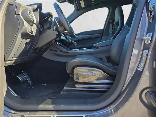 2024 Alfa Romeo Stelvio Quadrifoglio Carbon AWD