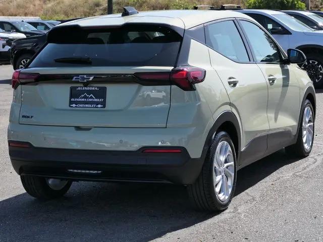 2027 Chevrolet Bolt LT FWD
