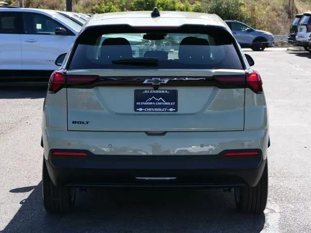 2027 Chevrolet Bolt LT FWD
