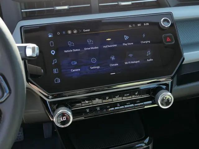2027 Chevrolet Bolt LT FWD