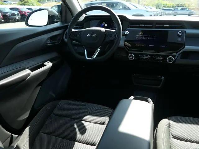 2027 Chevrolet Bolt LT FWD