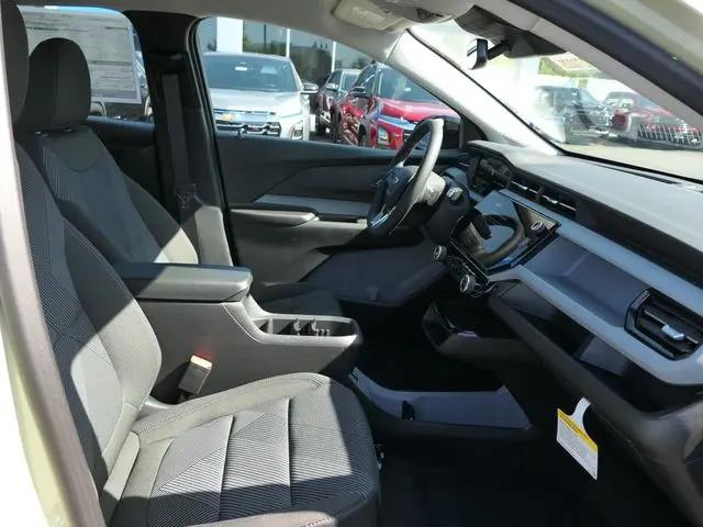2027 Chevrolet Bolt LT FWD