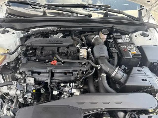 2023 Kia K5 EX