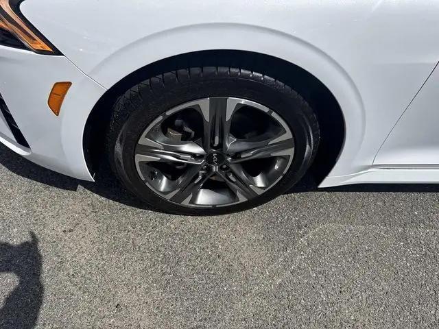 2023 Kia K5 EX