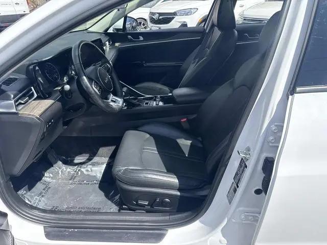 2023 Kia K5 EX