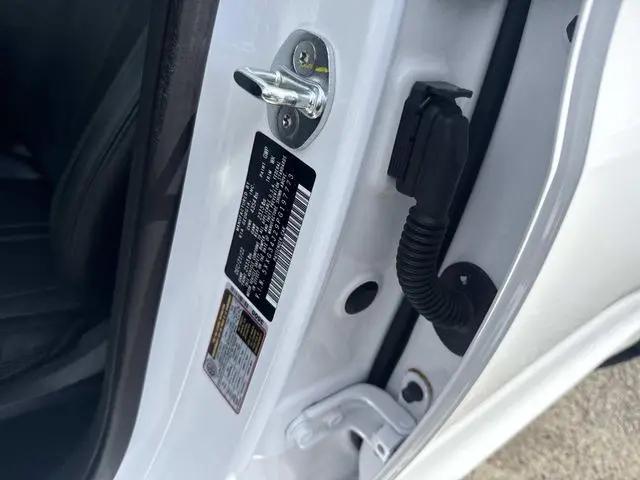 2023 Kia K5 EX