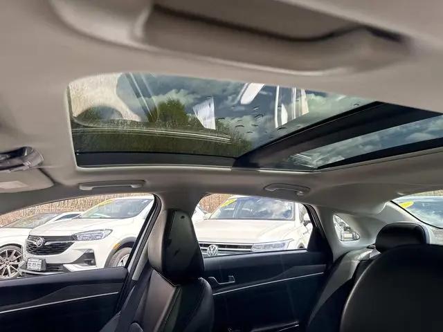 2023 Kia K5 EX