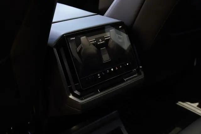2024 Tesla Cybertruck All-Wheel Drive
