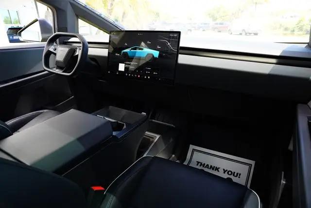 2024 Tesla Cybertruck All-Wheel Drive